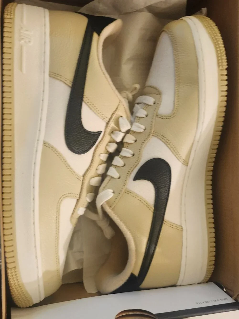 Nike Air Force 1 ’07 LX Team Gold Black Sail Men’s 10.5 New in Box